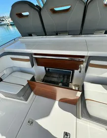 2020 Tiara Yachts 38 LS