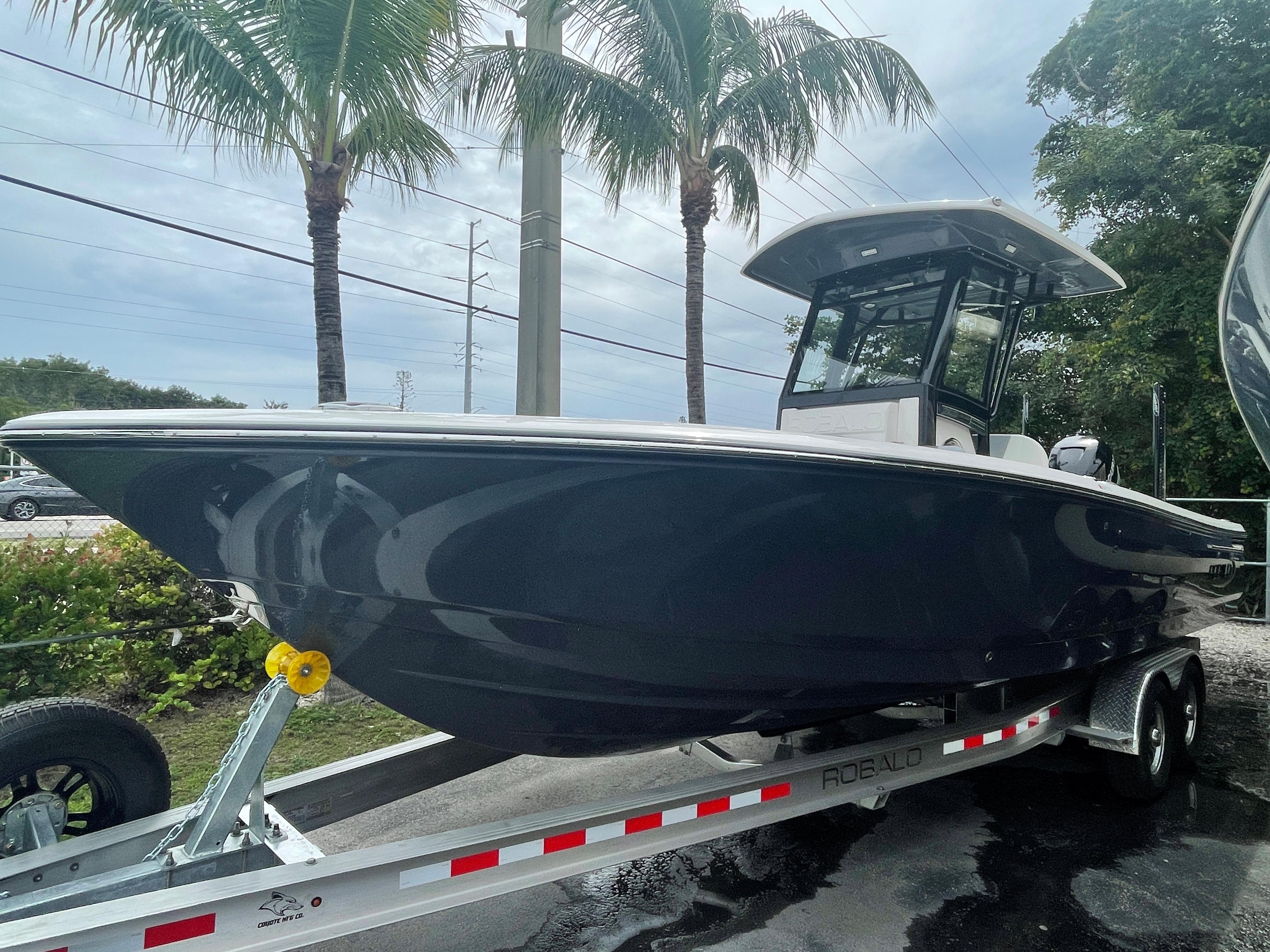 New 2023 Robalo 266 Cayman, 33037 Key Largo Boat Trader