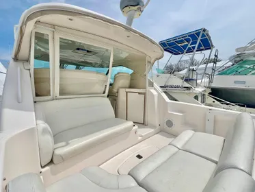 2008 Tiara Yachts 3500 Sovran