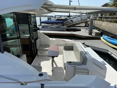 2019 Tiara Yachts C39 Coupe