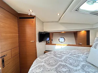 2019 Tiara Yachts C39 Coupe