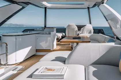 2025 Azimut AZ68-FLY