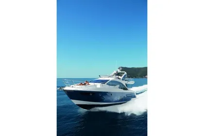 2023-Azimut-50-MarineMax