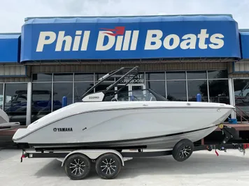 2024 Yamaha Boats 222 SD