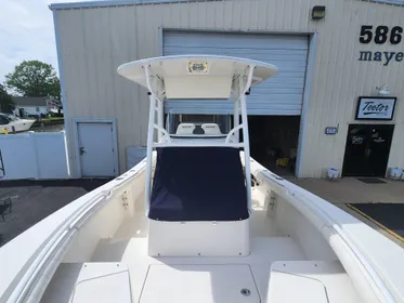 2011 Regulator 24 Fs