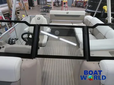 2024 Princecraft Vectra 23 WRL Windshield Swingback Tritoon Pontoon