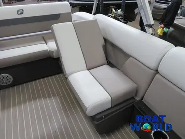 2024 Princecraft Vectra 23 WRL Windshield Swingback Tritoon Pontoon