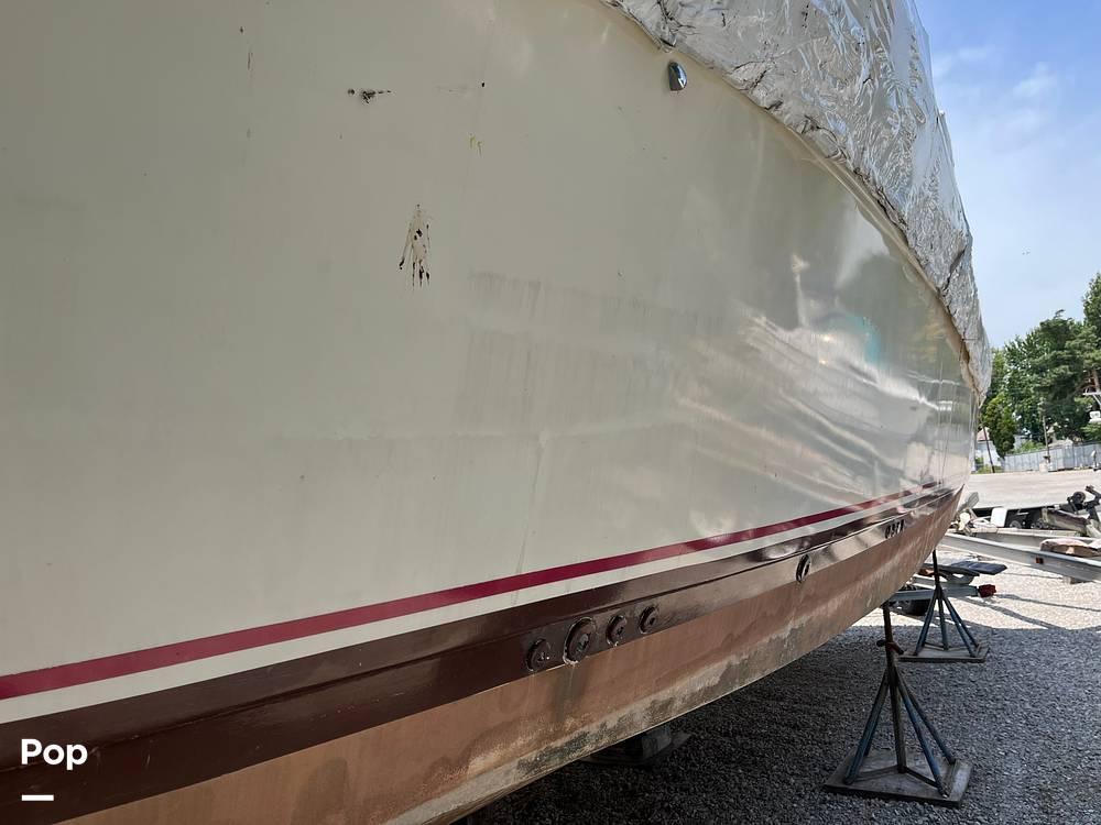 1985 Chris-Craft 381 Catalina for sale in Toledo, OH