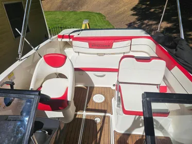 2016 Bayliner VR5 Bowrider