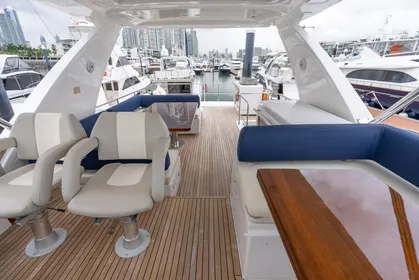 2017 Azimut Flybridge