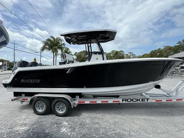 2023 Blackfin 252CC