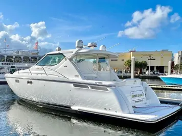 2006 Tiara Yachts 4300 Sovran