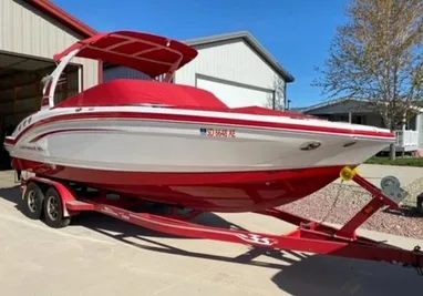 2014 Chaparral 246 WT Sport Boat