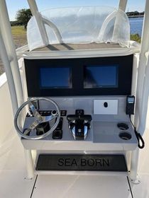 2023 Sea Born LX 26