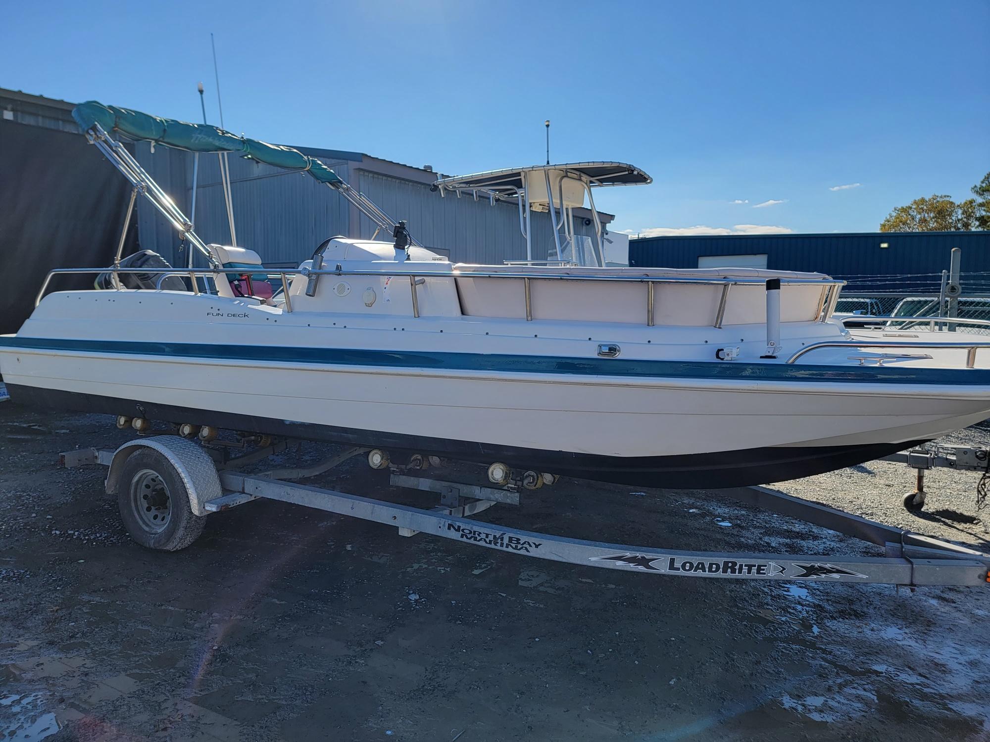 1997 Hurricane Fun Deck 230