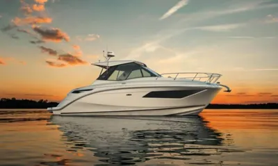 2024 Sea Ray 320DAC