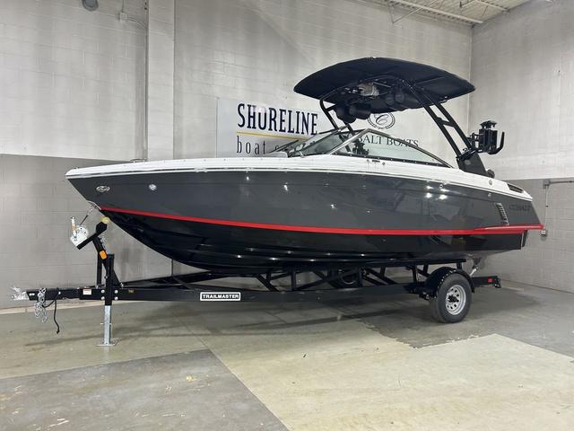 New 2023 Cobalt R4 Surf, 54941 Green Lake - Boat Trader