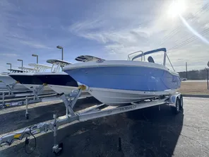 2024 Robalo 200 Robalo