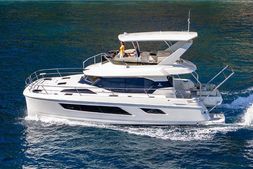 2023 Aquila 44 Yacht