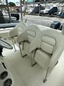 2007 Hydra-Sports 33 center console