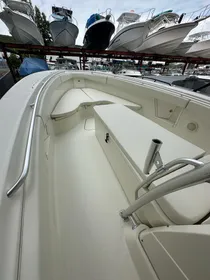 2007 Hydra-Sports 33 center console