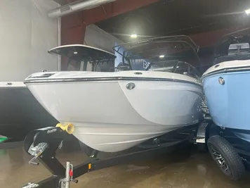 2024 Yamaha Boats 255XE