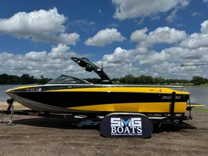 2006 Malibu Wakesetter 247 LSV