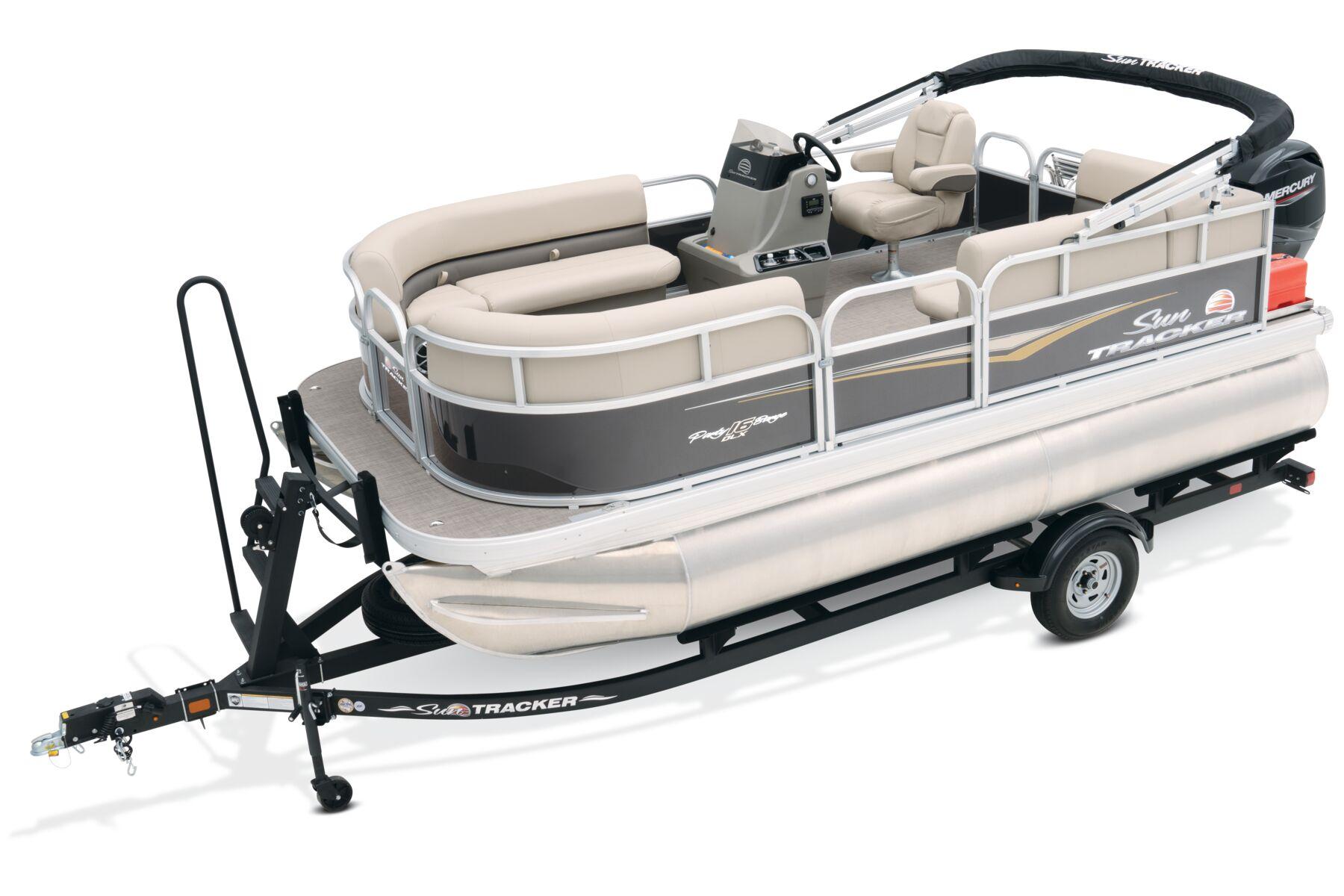 New 2024 Sun Tracker Party Barge 16 DLX, 75043 Garland Boat Trader