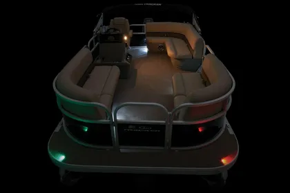 2024 Sun Tracker Party Barge 16 DLX