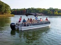 2022 Sun Tracker Fishin' Barge 24 DLX