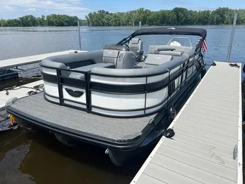 2024 Bennington 23 LSB - Swingback - Tritoon