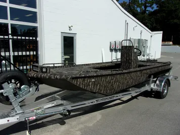 2023 Lowcountry Boats 1854 Swamp Fox CC