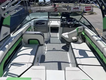 2017 Chaparral 243 Vortex VRX