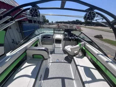 2017 Chaparral 243 Vortex VRX