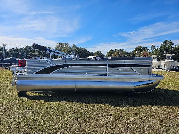 New 2024 Bennington 188 SS Family Fish Pontoon (In Stock), 17362 Spring  Grove - Boat Trader