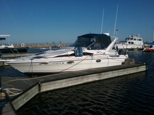 Used 1990 Bayliner 2955 Avanti, 54220 Manitowoc - Boat Trader