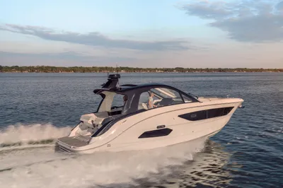 2024 Sea Ray 370 Sundancer