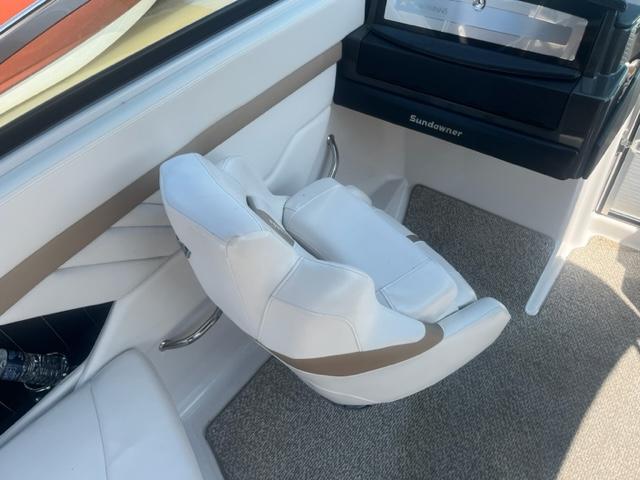 2014 Four Winns S 265 Horizon For Sale with Port Seat