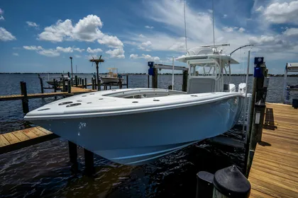 2021 Yellowfin 36 Offshore