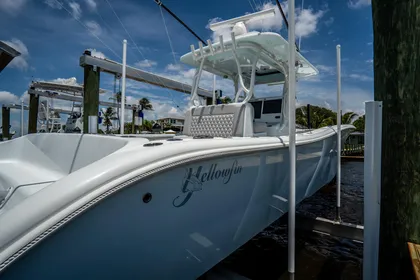 2021 Yellowfin 36 Offshore