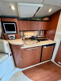 2004 Chaparral 330 Signature