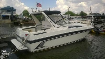 1990 Trojan 8.6 Meter Mid Cabin