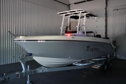 2023 Bayliner 22 CC TROPHY