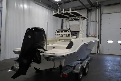 2023 Bayliner 22 CC TROPHY