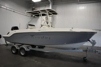 2023 Bayliner 22 CC TROPHY