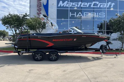 2015 MasterCraft X2