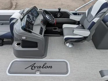 2024 Avalon 2585 LSZ Quad Lounger Tritoon