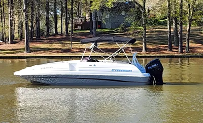 2021 Sea Pro 2400 SC Deck Boat