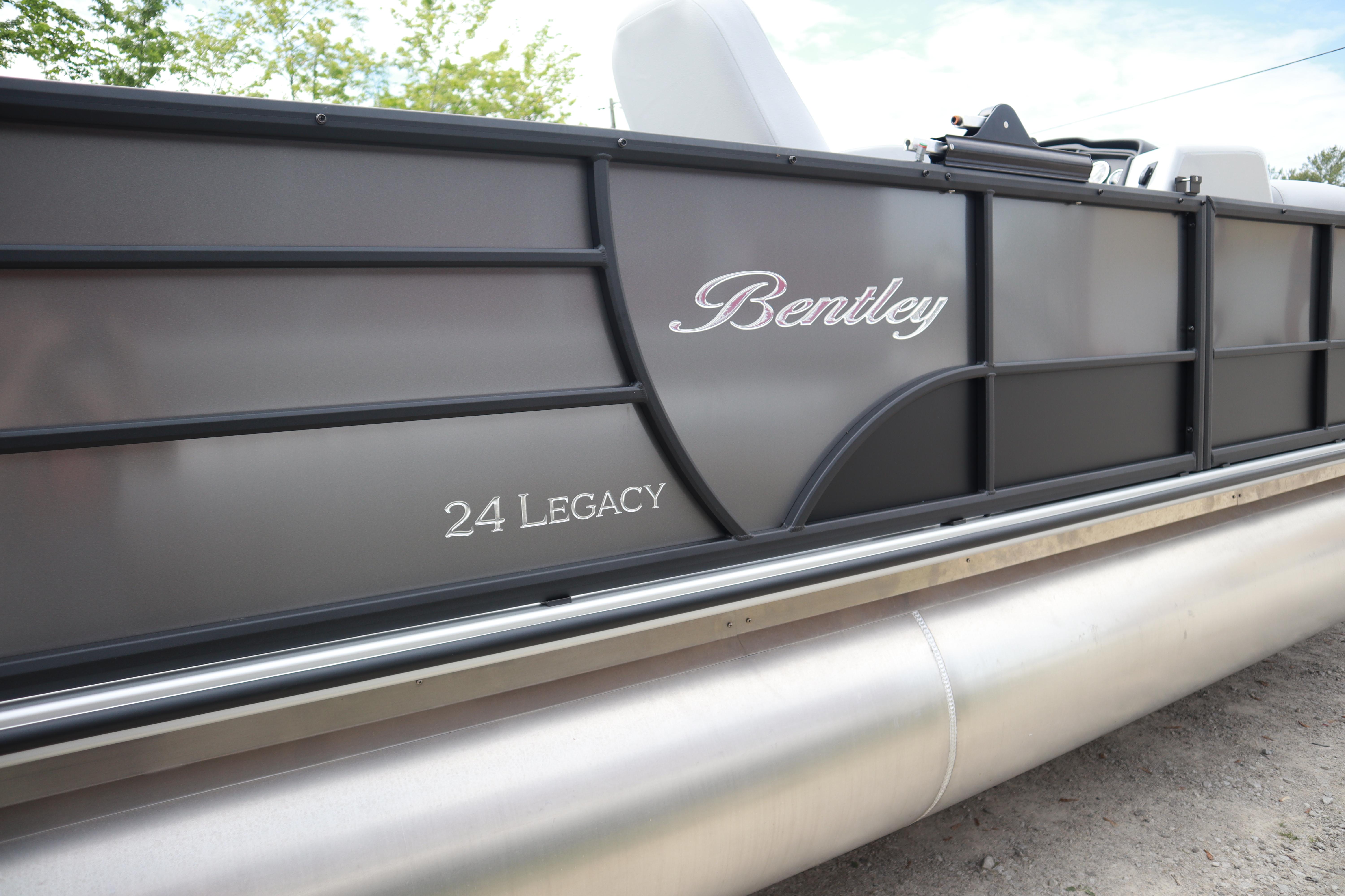 2024 Bentley Pontoons Legacy 243 Swingback Triple Tube Package