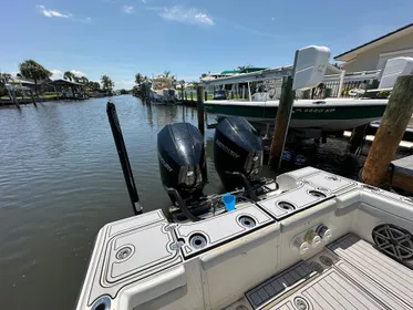 2018 ShearWater 270 Carolina Flare